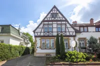 Villa Benz Hotel Garni Các khách sạn gần Mavo Racketclub