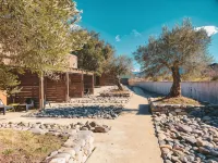 Hôtel Ascosa Aventure Hotels in Lama