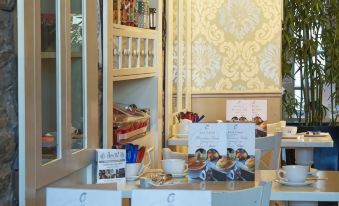 The Old Bank Town House