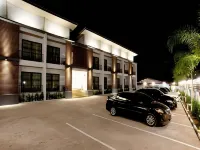 Siam grand Hotel Nakhonphanom - parking