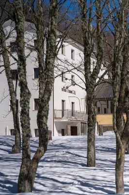 Rifugio Giuliano Marini - Hostales