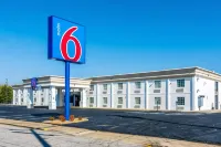 Motel 6 Petersburg, VA - Fort Lee Hôtels à : Colonial Heights