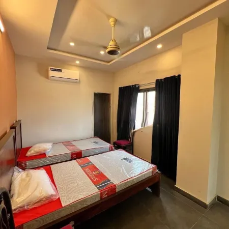 Professional Lahore Hostels