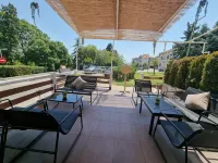 Dezudava Family Hotel