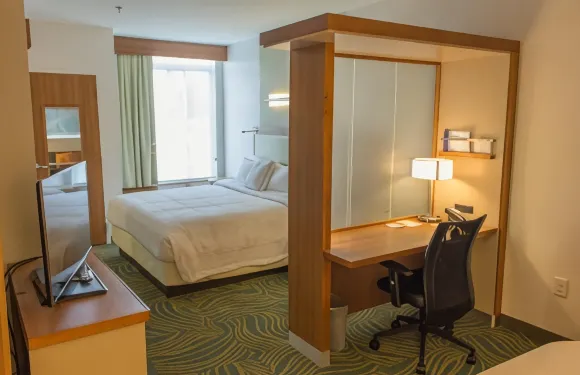 薩姆特萬豪SpringHill酒店