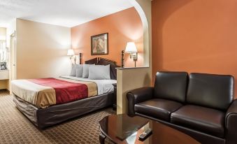 Econo Lodge Inn & Suites I-20, Exit 73