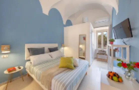 奇歐斯特羅之家酒店