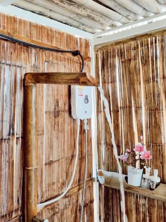 The Three Bubble Houses Отели в г. Сай-Йок