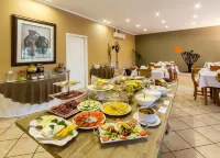 Hlangana Lodge - breakfast
