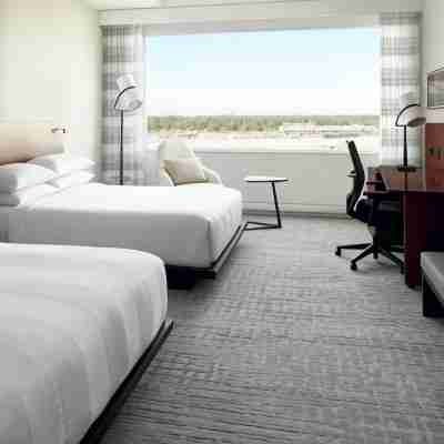 Montreal Airport Marriott in-Terminal Hotel Rooms