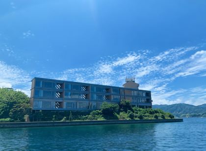 燕子旅館