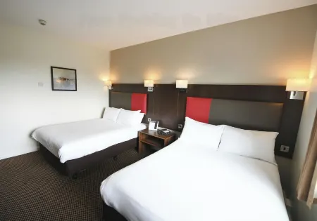 International Hotel Telford Отели в г. Шифнал