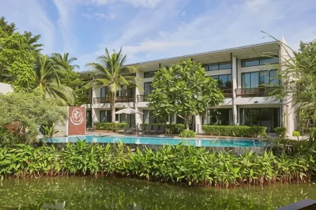 Lumphawa Amphawa Отели рядом с достопримечательностью «Wat Chong Lom»