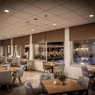 Kissos Hotel