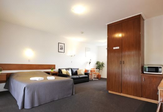 멜라레우카 로지 정원