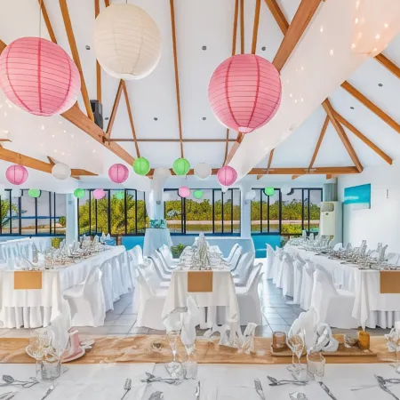 Muri Beach Club Hotel