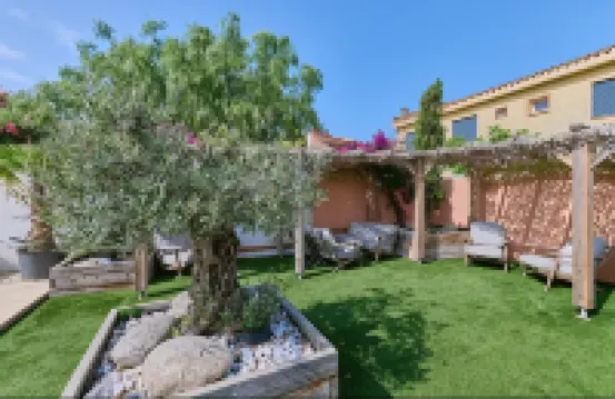 Hôtel les Sables - Urban Style - by Logis Hotels Hotels in Canet-en-Roussillon