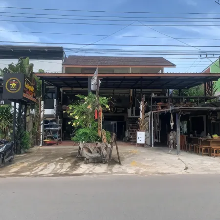 Pirates Terrace Chumphon