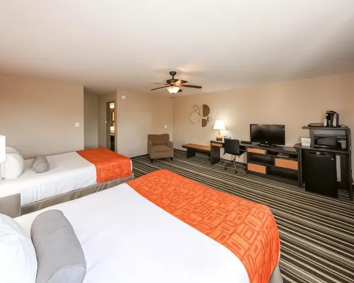 Howard Johnson by Wyndham Winnipeg West Hotels near Assiniboia Downs
