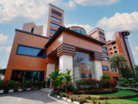 Ramada by Wyndham Alleppey Hotels in Alleppey
