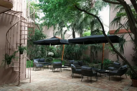 Santa Maria Foris Отели рядом со станцией Ravenna