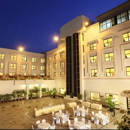 Greenpark Hyderabad Отели рядом с достопримечательностью «Район Амеерпет»