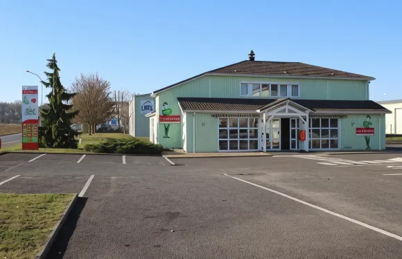 南圖爾法斯特酒店