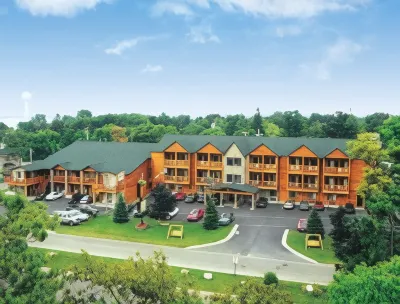 Super 8 by Wyndham Bridgeview of Mackinaw City Hotel di Mackinaw Township