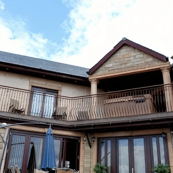 Hotel Cortejo Imperial - Housity