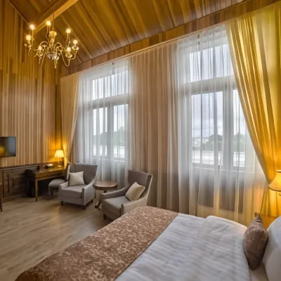Cedar House Boutique Hotel Hotels near Terminal M of Vladivostok Airport