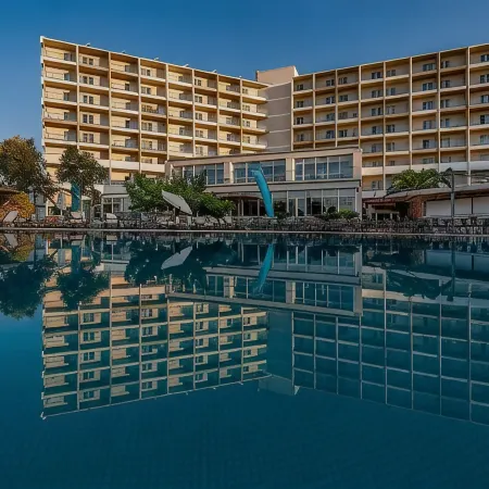 Evia Riviera Resort