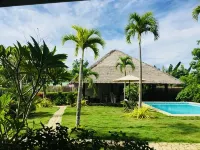 Cabagnow Seaside Resort - Pools