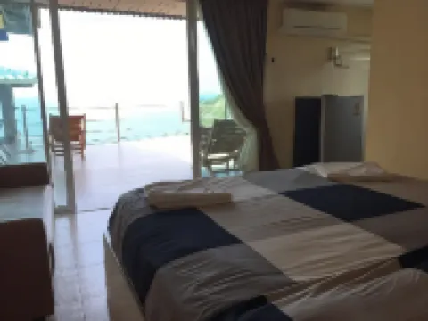 錫昌島黃房子別墅