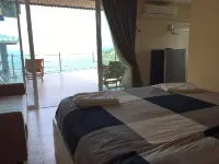 Yellow House Koh Sichang