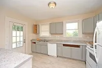 Charming 3-bedroom house with AC and WiFi in lovely Lebanon Hotel a Turtlecreek Township