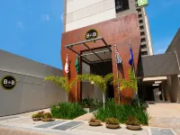 B&B HOTEL SP Luz Centro Hotels near Pari