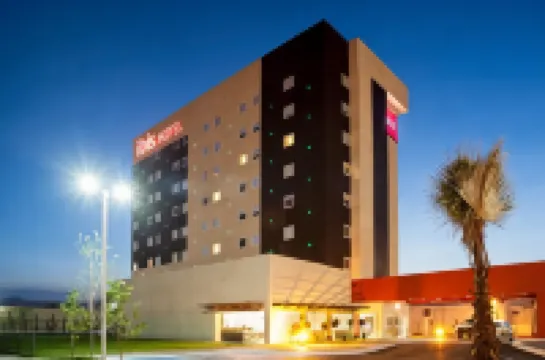 Ibis San Luis Potosi โรงแรมใน