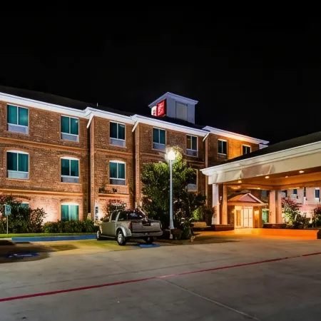 Best Western Plus Waxahachie Inn  Suites