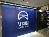 Atsugi Capsule Hotel - parking