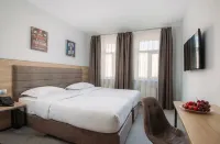 โรงแรมกัสโตส ทเวอร์สกายา - วิวภูเขา