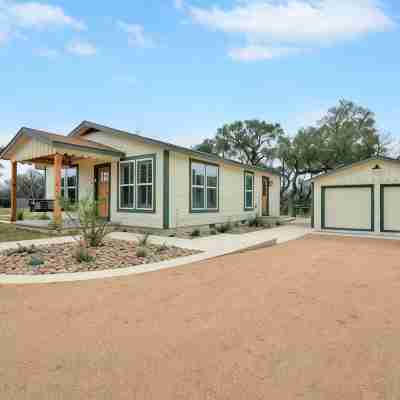 Upscale Home with Pool and FirePit - Close to Mercer St! Hotel Exterior