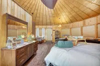 Whimsical Yurt near Niagara Falls and Buffalo - Country Houses