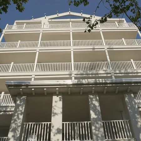 Le Rose Suite Hotel