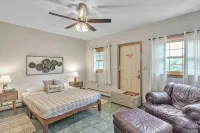 River Valley Sunset Retreat - Peaceful Getaway Near Sunday River & Bethel/Newry