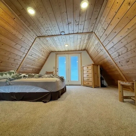 Creekside Cabin Near Salmon Idaho and the Salmon River