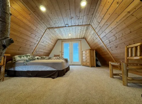 Creekside Cabin Near Salmon Idaho and the Salmon River