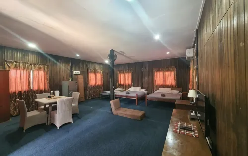 Nks Chalet