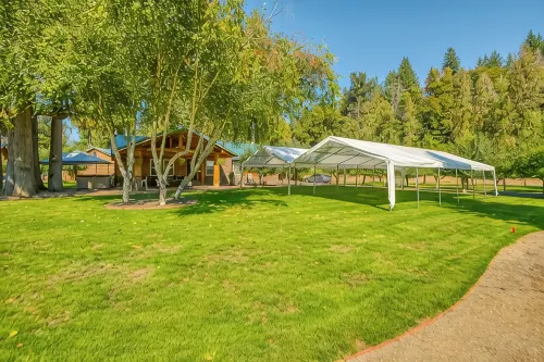 Serene Retreat on 45 Acres in Eagle Creek, OR - Perfect Getaway Spot - 4-Star
