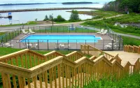 Oak Island Resort & Conference Centre
