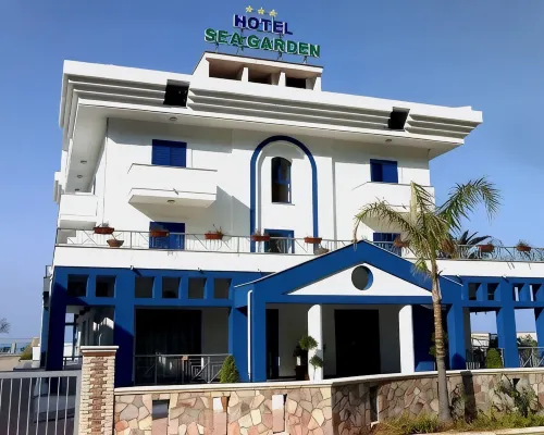 Sea Garden Hotel Hotels in Acquappesa